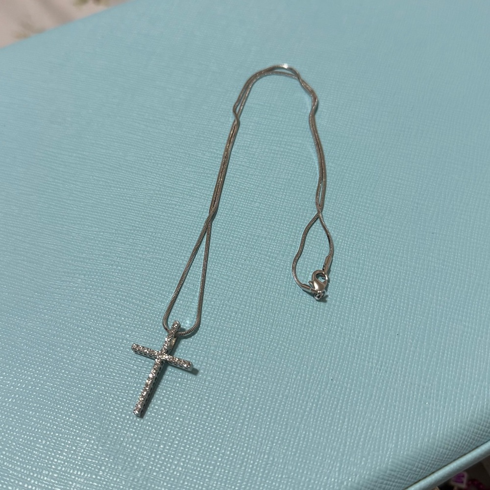 Elegant Silver Cross Necklace